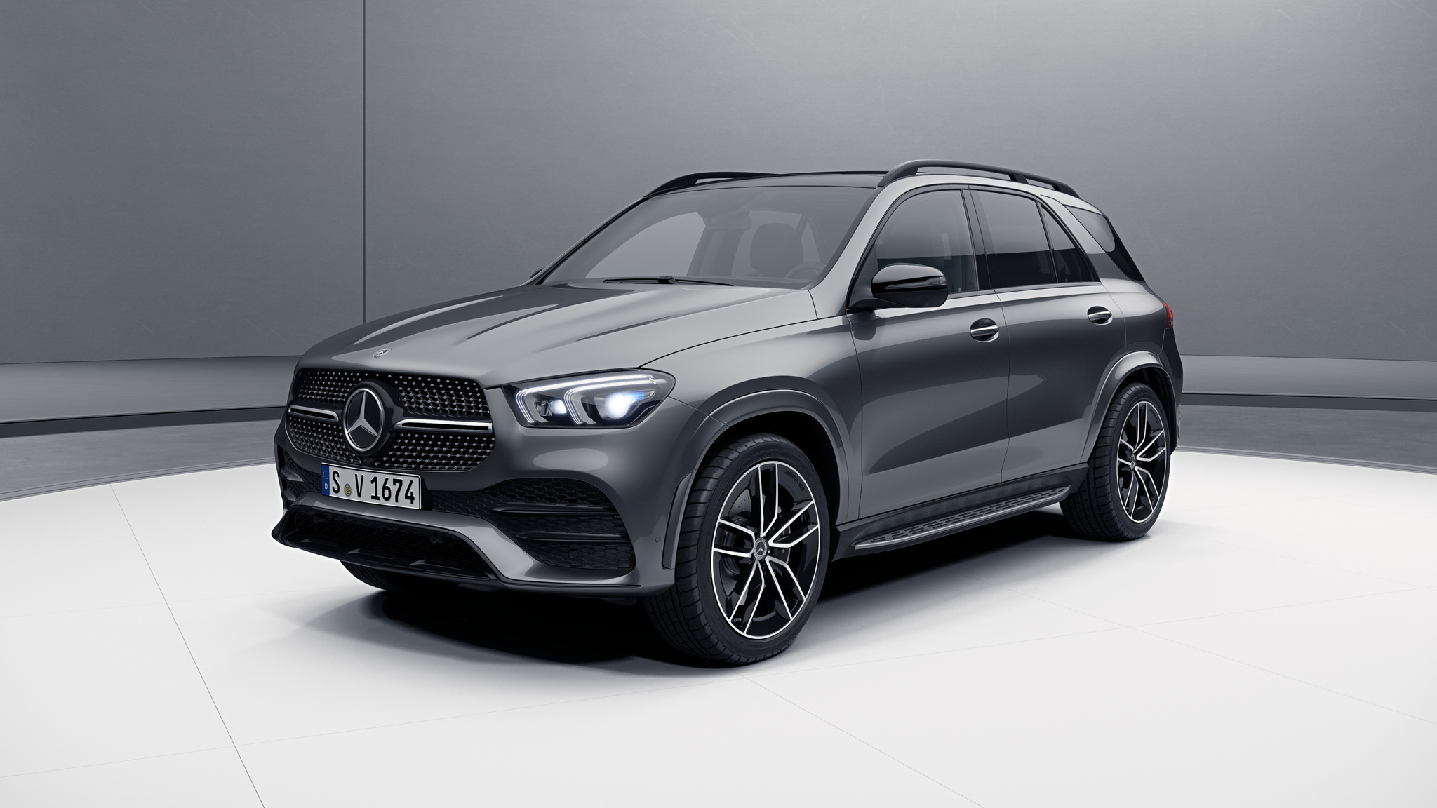 Extérieur de la Mercedes GLE - Peinture me?tallise?e Gris se?le?nite 