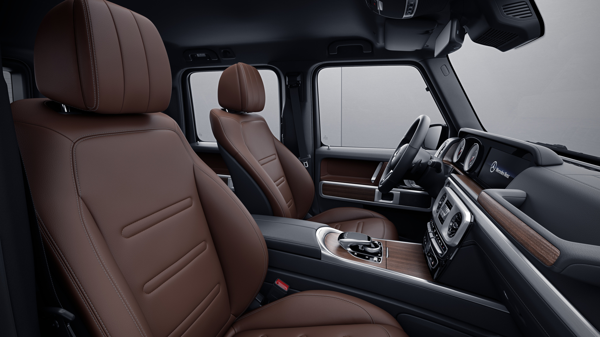 Habitacle de la Mercedes Classe G avec une Sellerie cuir bicolore - marron noix noir