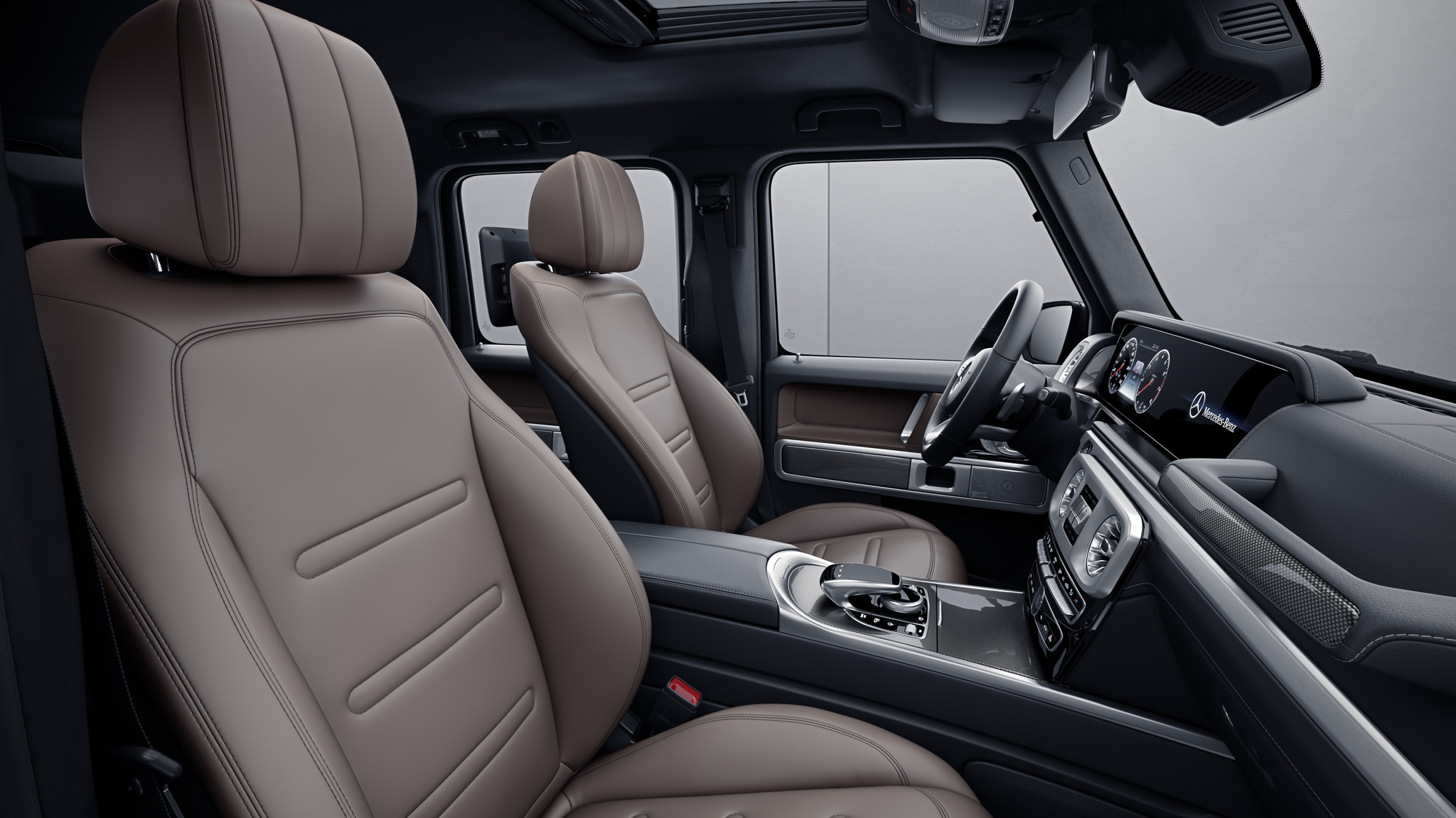 Habitacle de la Mercedes Classe G avec une Sellerie cuir nappa bicolore - maron tartuffe noir