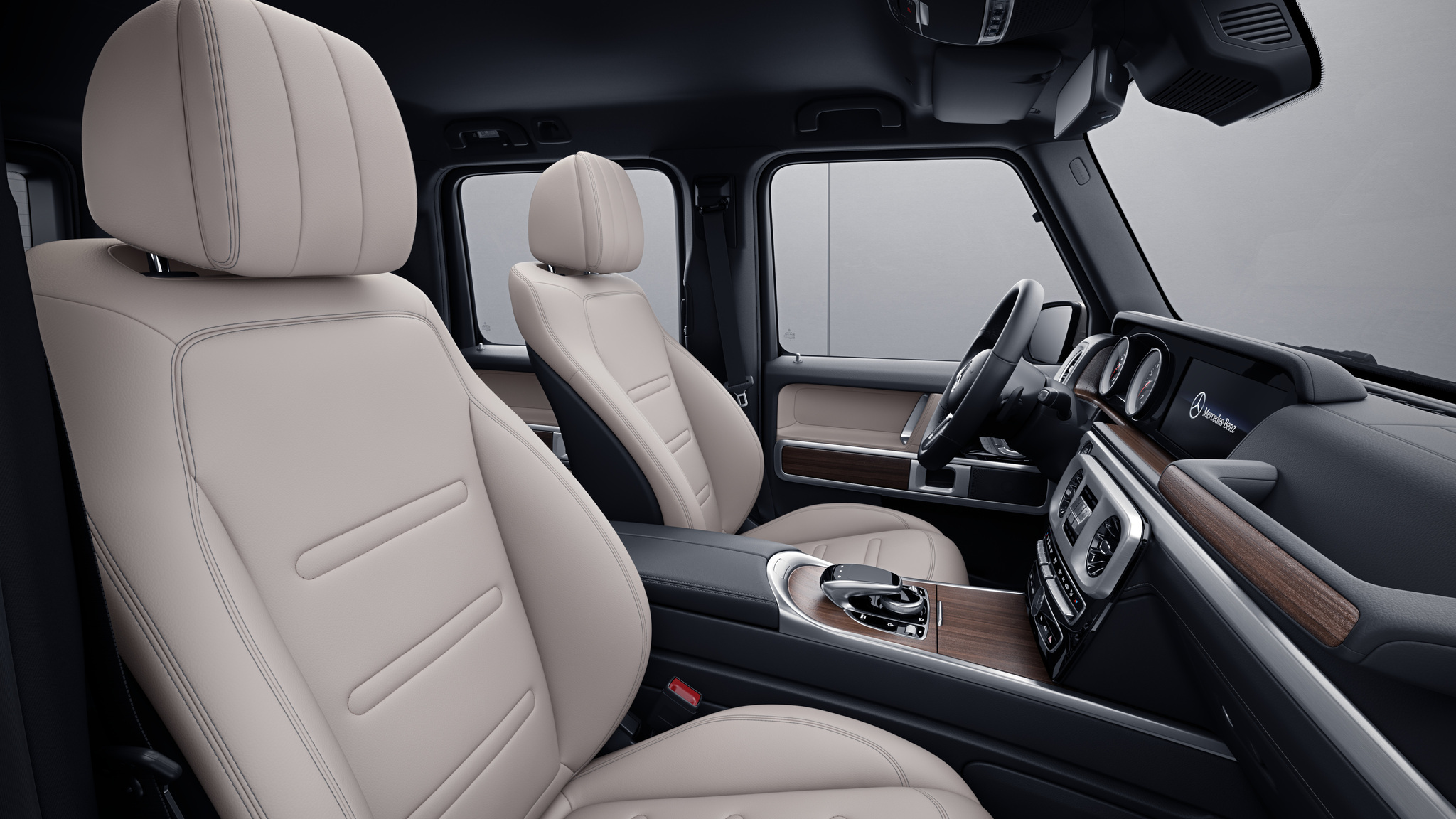 Habitacle de la Mercedes Classe G avec une Sellerie cuir bicolore - beige macchiato noir