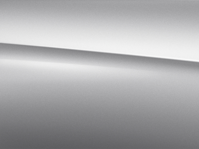 Vue de trois quarts de profil de la Mercedes GLS avec la peinture Métallisé - Argent Iridium