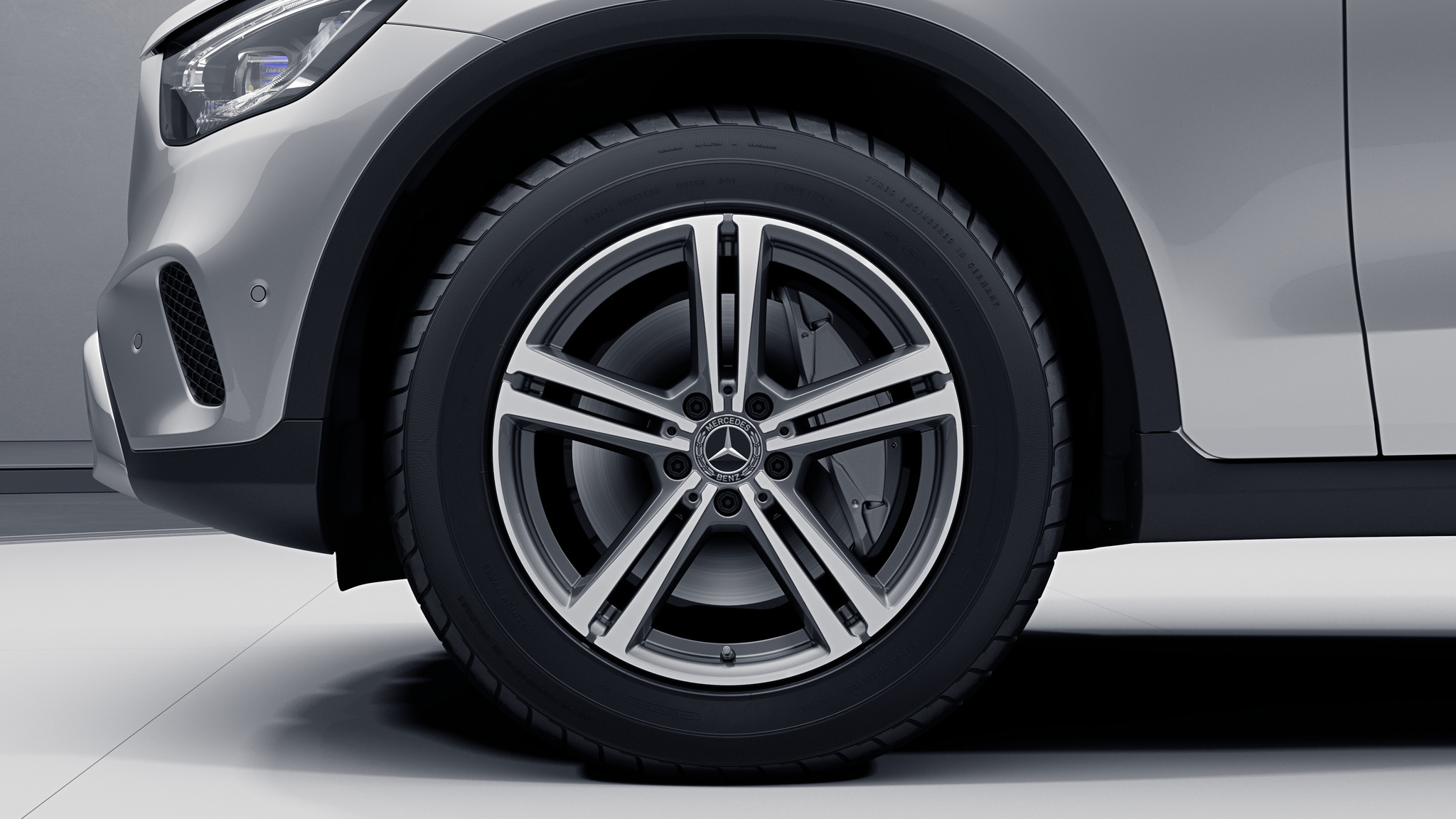 Jantes 18” à 5 doubles branches de la Mercedes-Benz GLC Coupé 