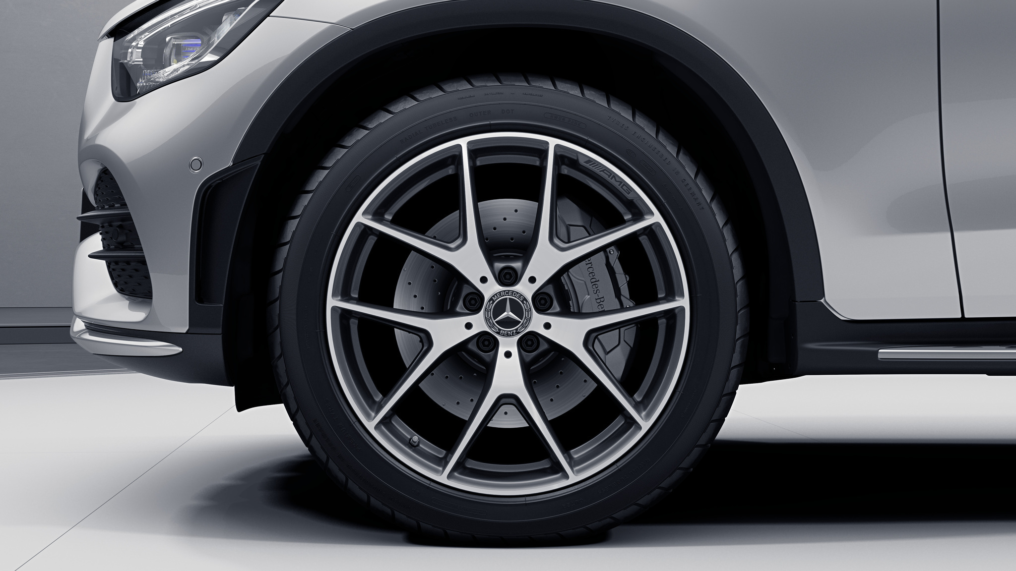 Jantes AMG 20” à 5 doubles branches de la Mercedes-Benz GLC Coupé