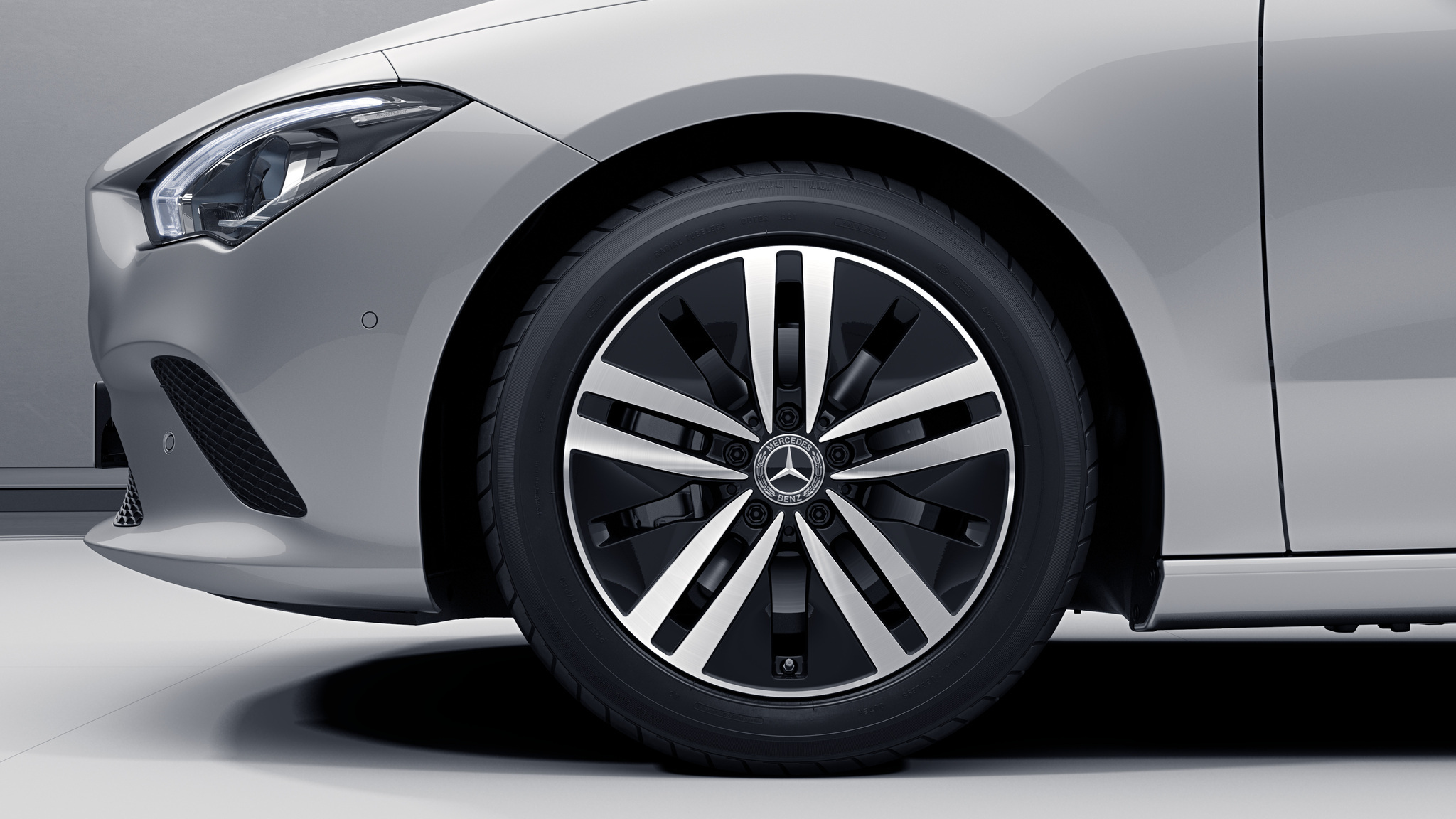 Jantes 17” à 5 DOUBLES branches de la Mercedes-Benz CLA 