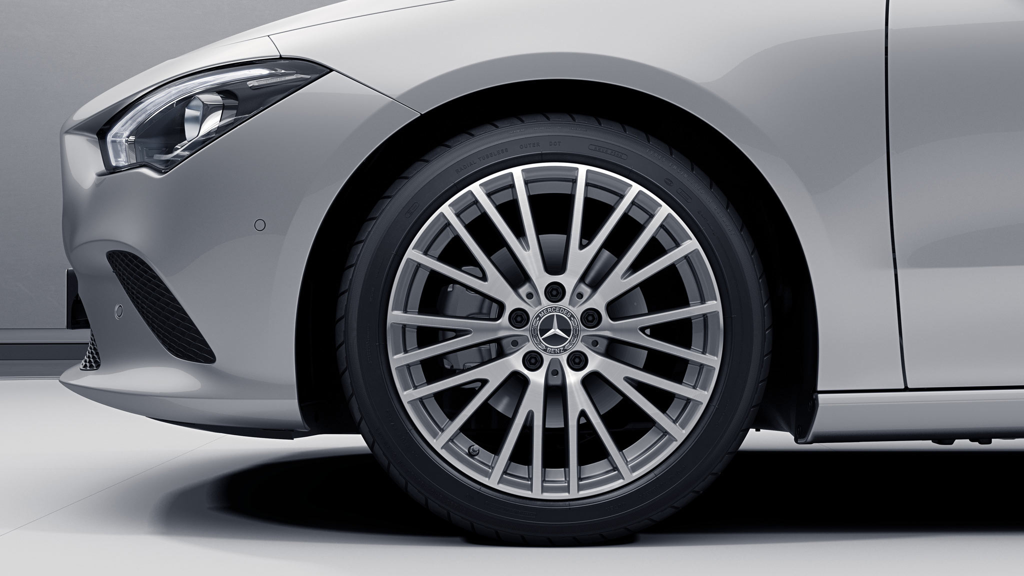 Jantes de la Mercedes-Benz  CLA Finition Progressive