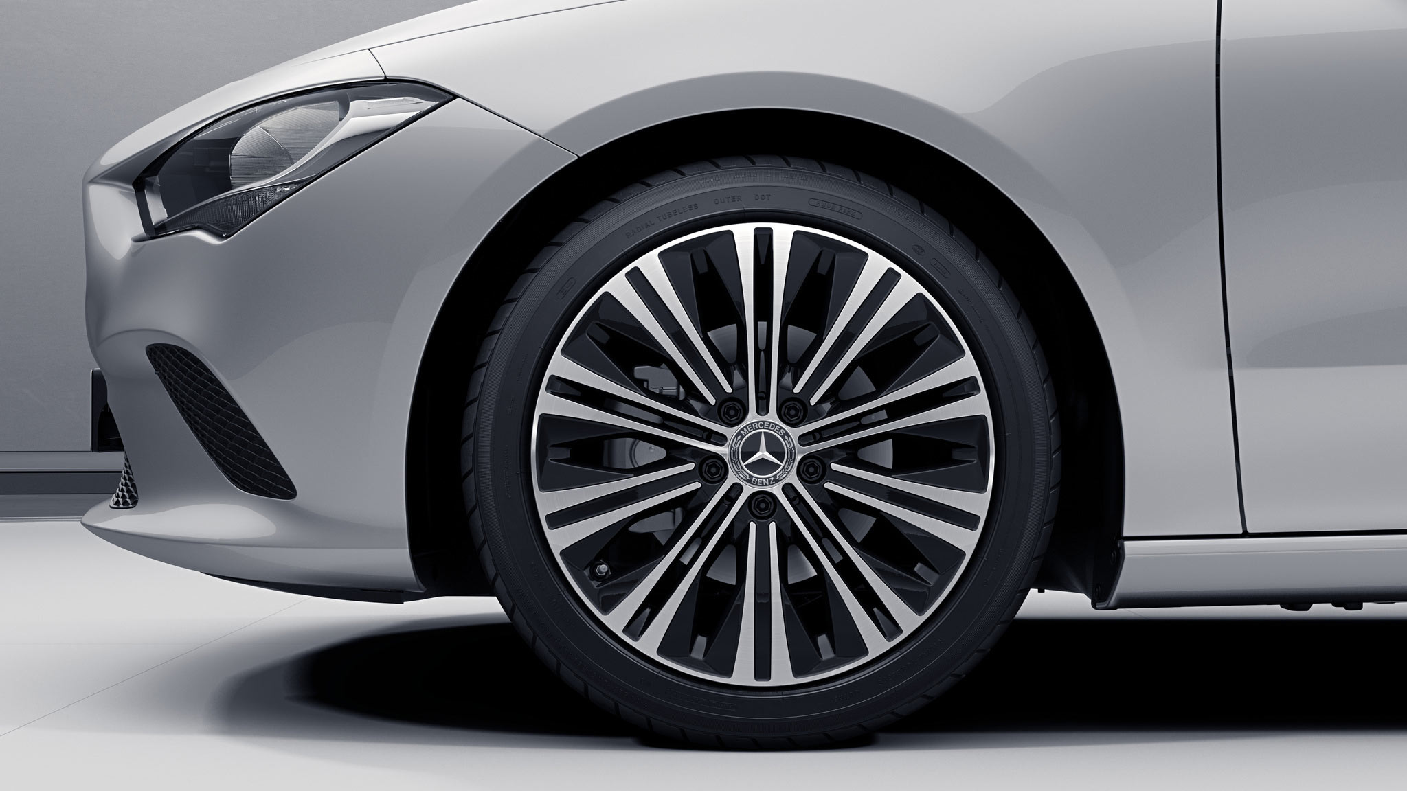 Jantes de la Mercedes-Benz  CLA Finition Style