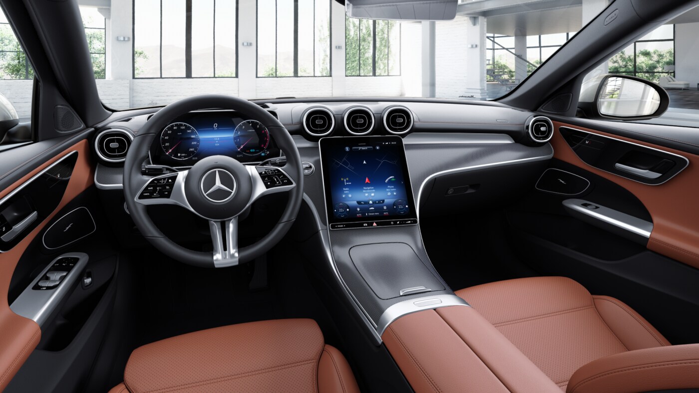 Poste de conduite de la Mercedes Classe C Berline Avantgarde avec vue sur l’écran tactile, sellerie et la console centrale