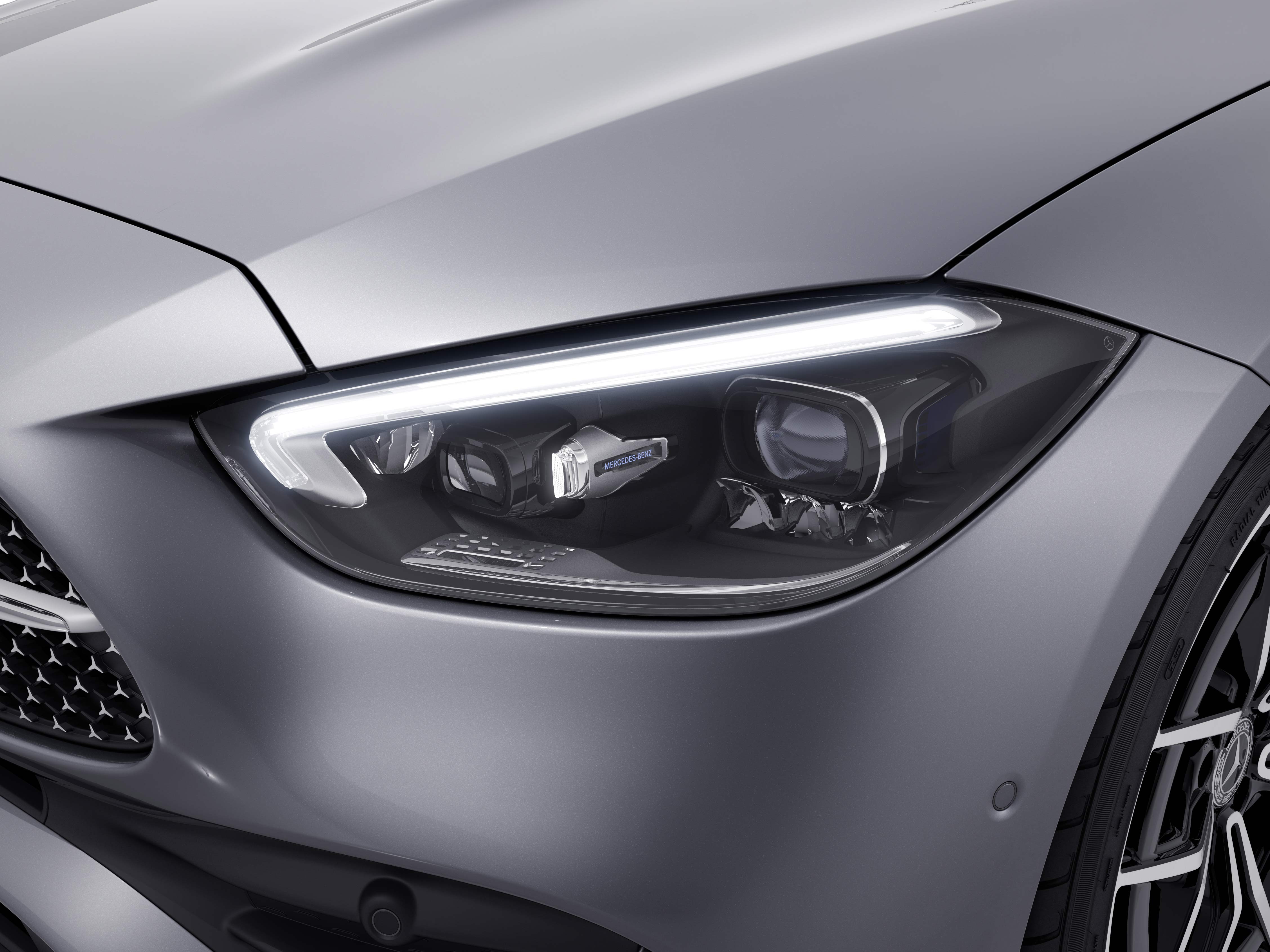 Phares de la Mercedes Classe C Berline Finition AMG Line PLUS